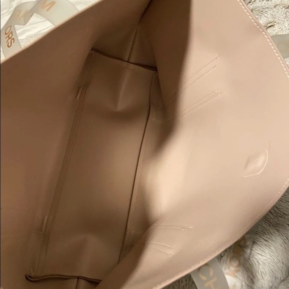 Michael Kors Purse ✨ Light Pink - Picture 2 of 7
